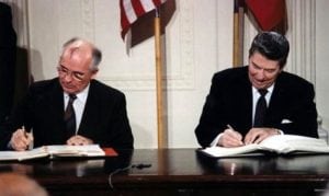 INF verdrag Gorbatsjov Raegan